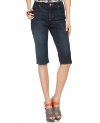 One of DKNY Jeans' classic silhouettes is recast in this dark-washed petite capri--a gorgeous spring look with sandals and colorful wedges!
