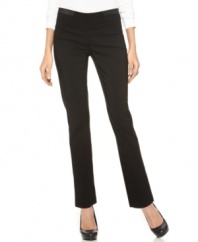 Alfani outfits these petite pants with the comfort of a pull-on and polished style, featuring seamed faux pockets at the front for a sleek, streamlined look.