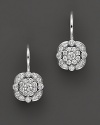 Beautiful diamond earrings in white gold with a vintage feel.